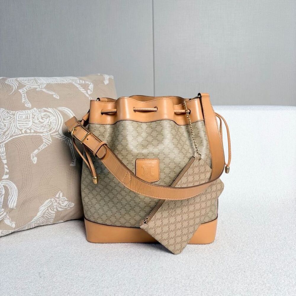 Celine Women Pre-Loved Bag Very Good Condition